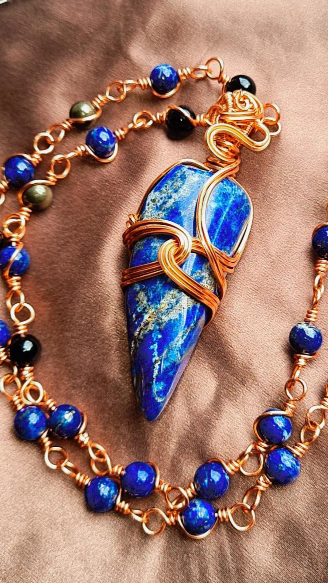 LAPIS LAZULI PEDULUM ROYALE
