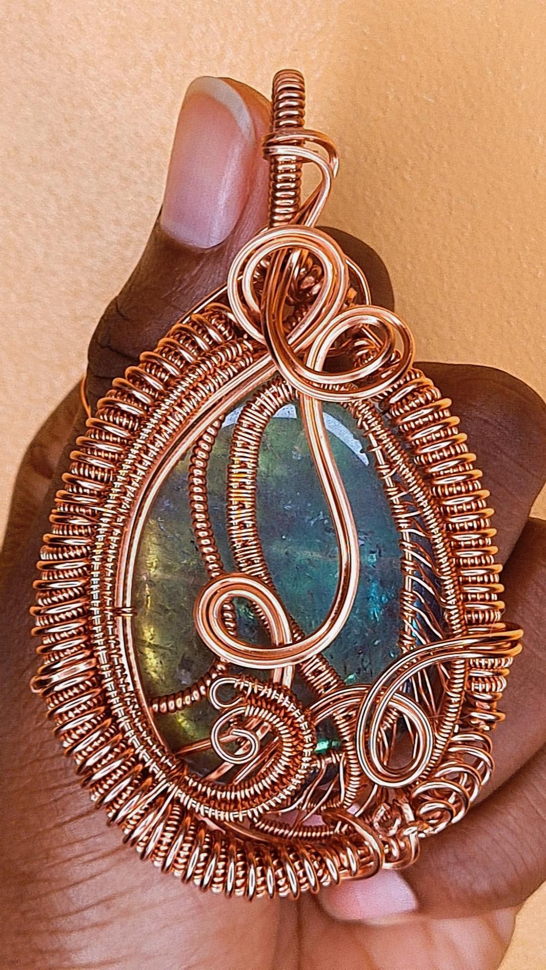 THE ORACLE 33 - ANGEL AURA QUARTZ PENDANT