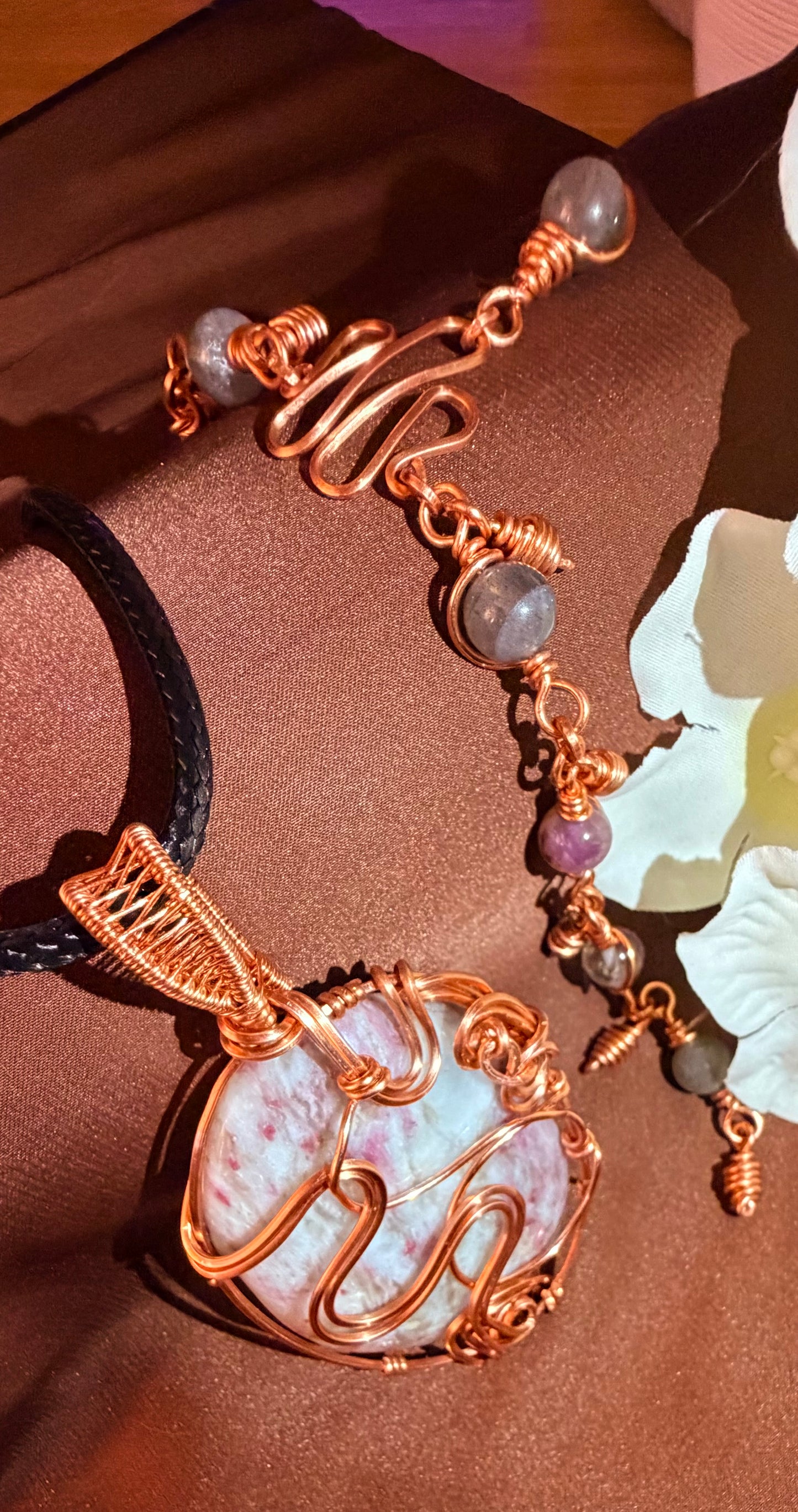 PRECIOUS PEARL - LEPIDOLITE PENDANT