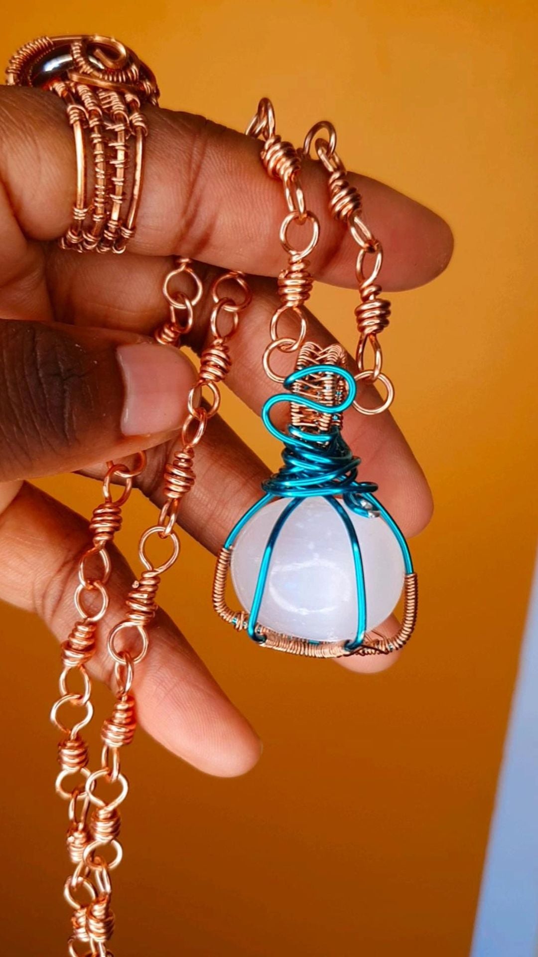 BON BON BLUE -SELENITE NECKLACE