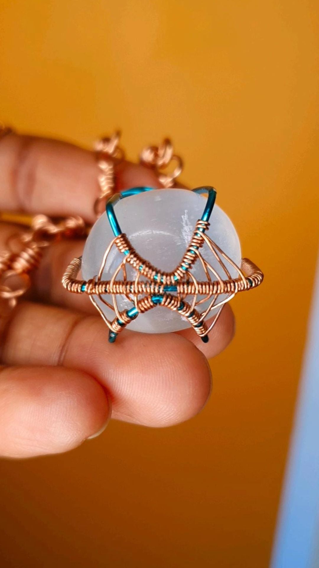 BON BON BLUE -SELENITE NECKLACE