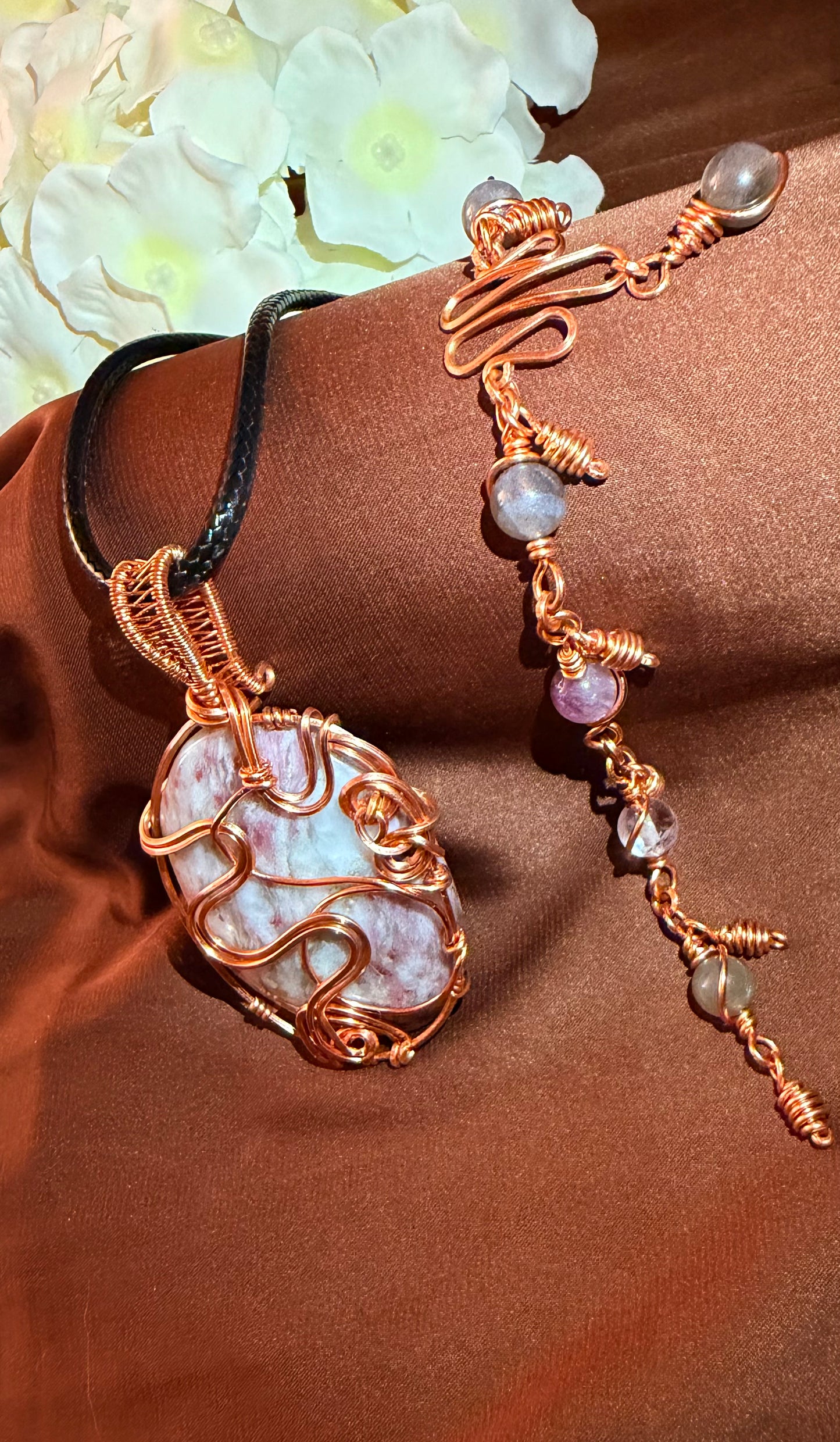 PRECIOUS PEARL - LEPIDOLITE PENDANT