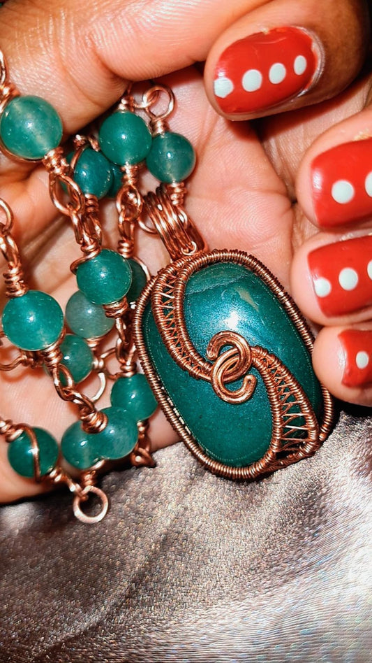 'DRAGON HEART'- AVENTURINE PENDANT & CHAIN COMBO